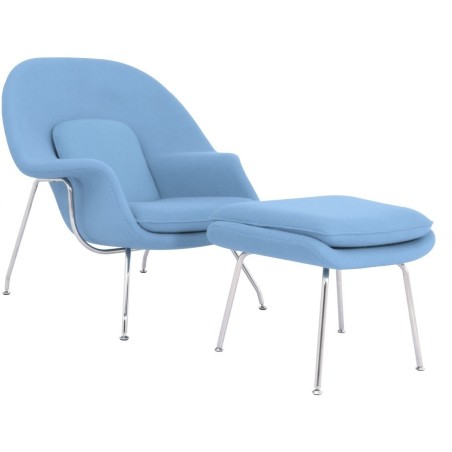 Poltrona com ottoman WOW, fibra de vidro, aço inoxidável, tecido de cashmere azul claro.